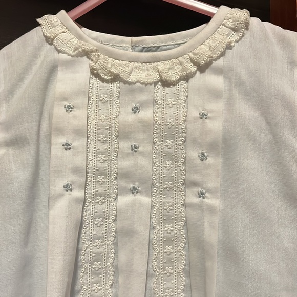 Luli & Me Baby Blue dress with Bonnet and pretty detail. - Picture 2 of 6